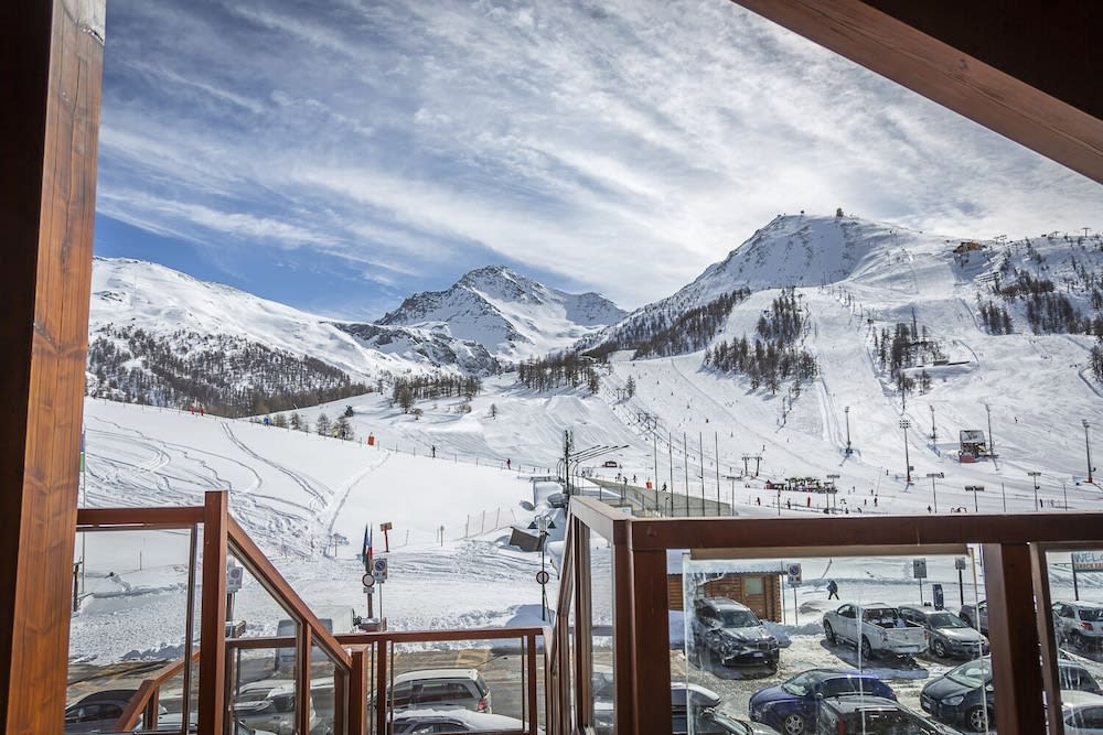 Hotel Du Col 1
