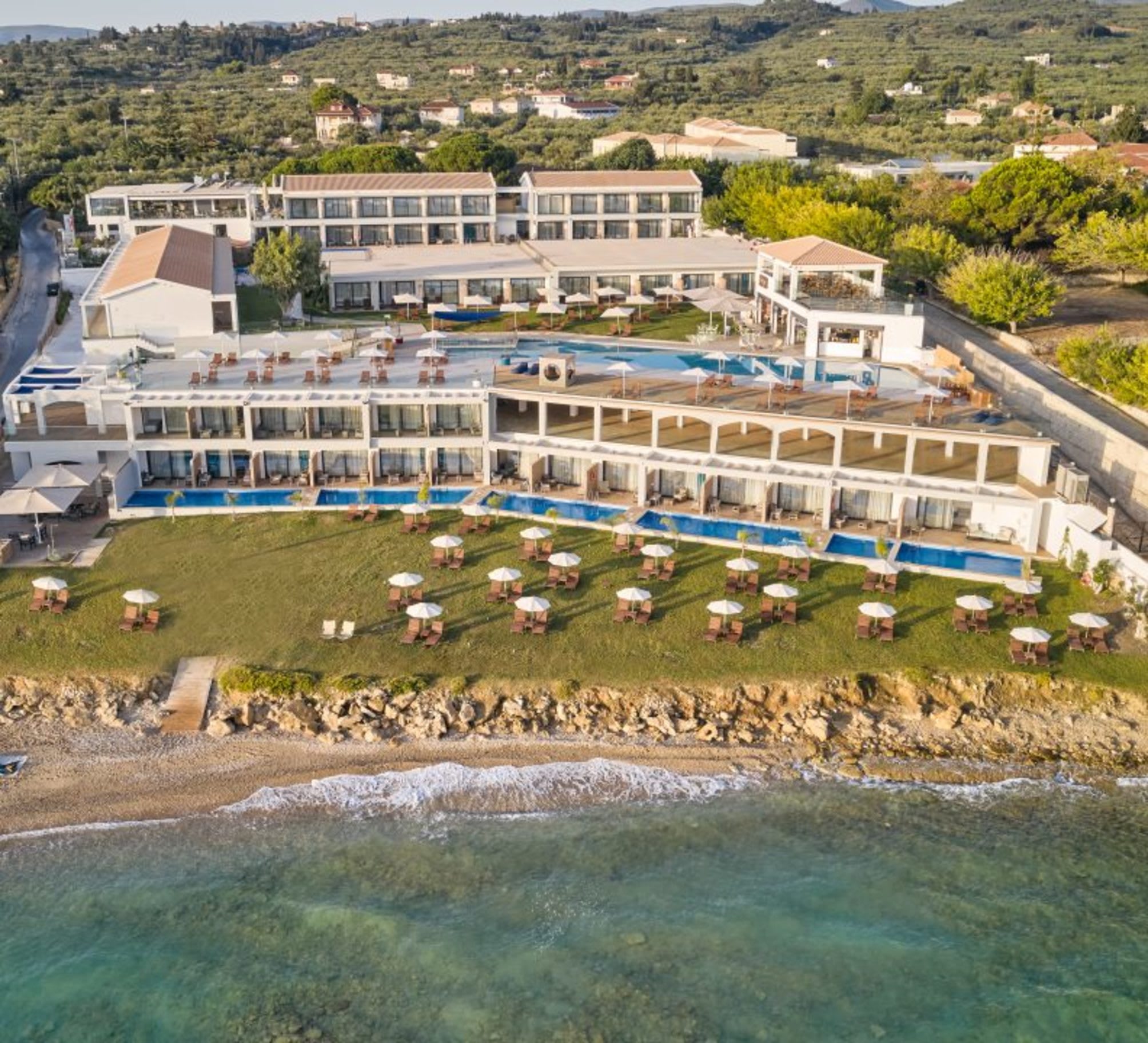 Cavo Orient Beach Hotel & Suites 1