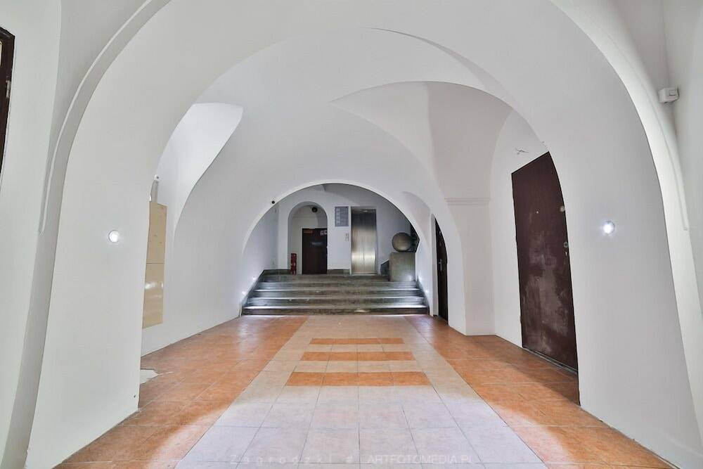 Saint Thomas Corner - by Upstairs 2