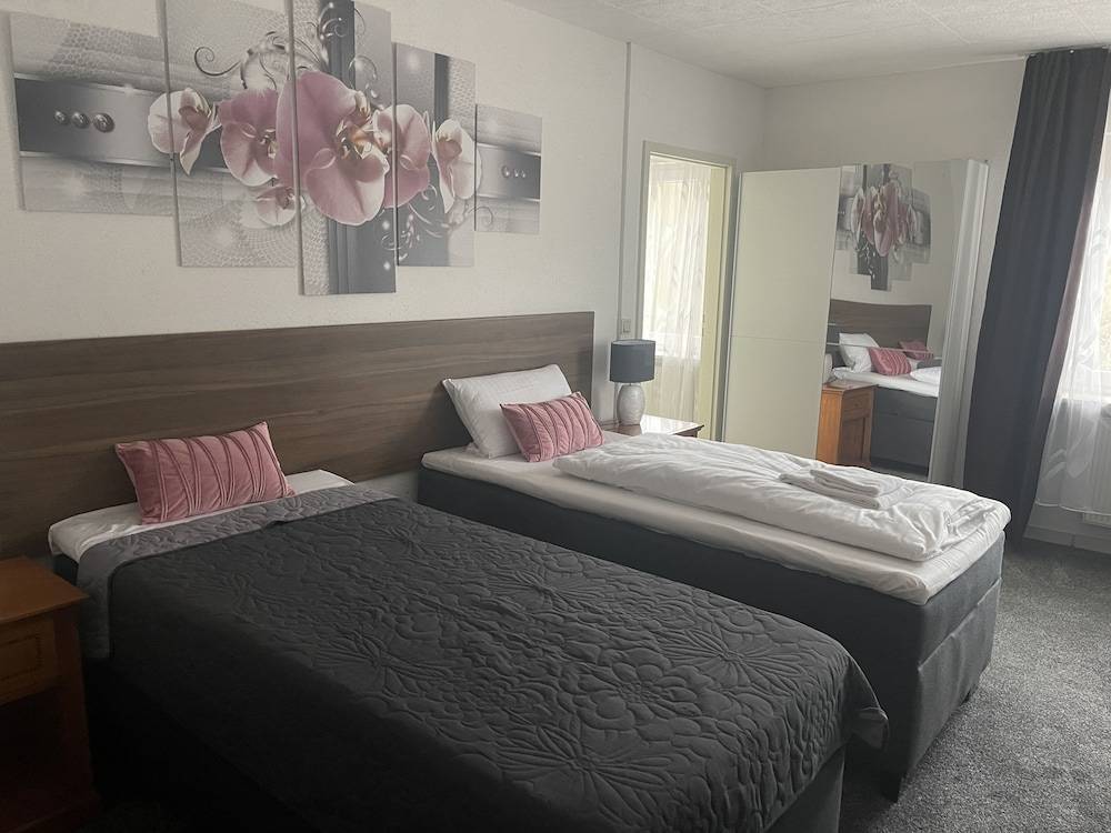 Hotel Am Wildpark 1