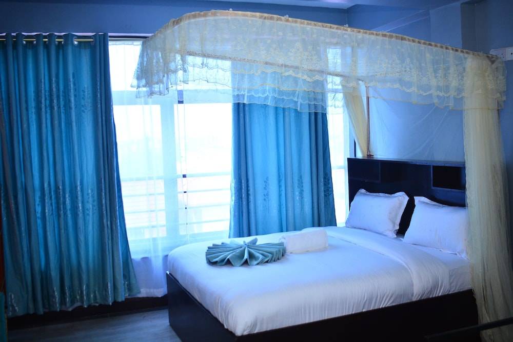 Brimak Hotel 2