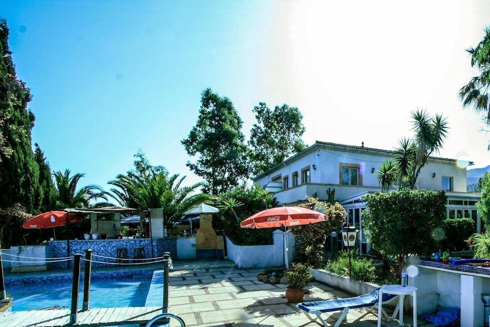 Hotel Solimar 1
