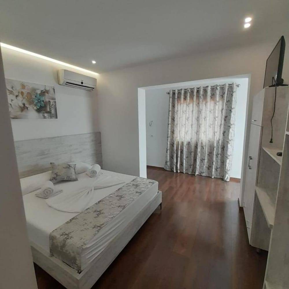 Vila Irdi 1