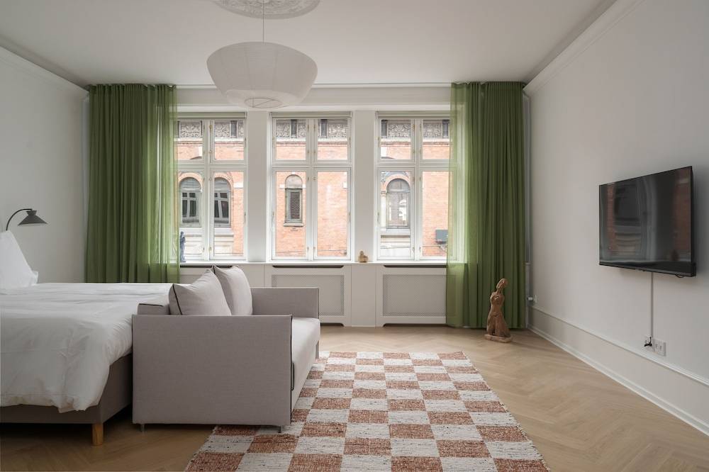 Luxurious apartment by Rådhuspladsen 1