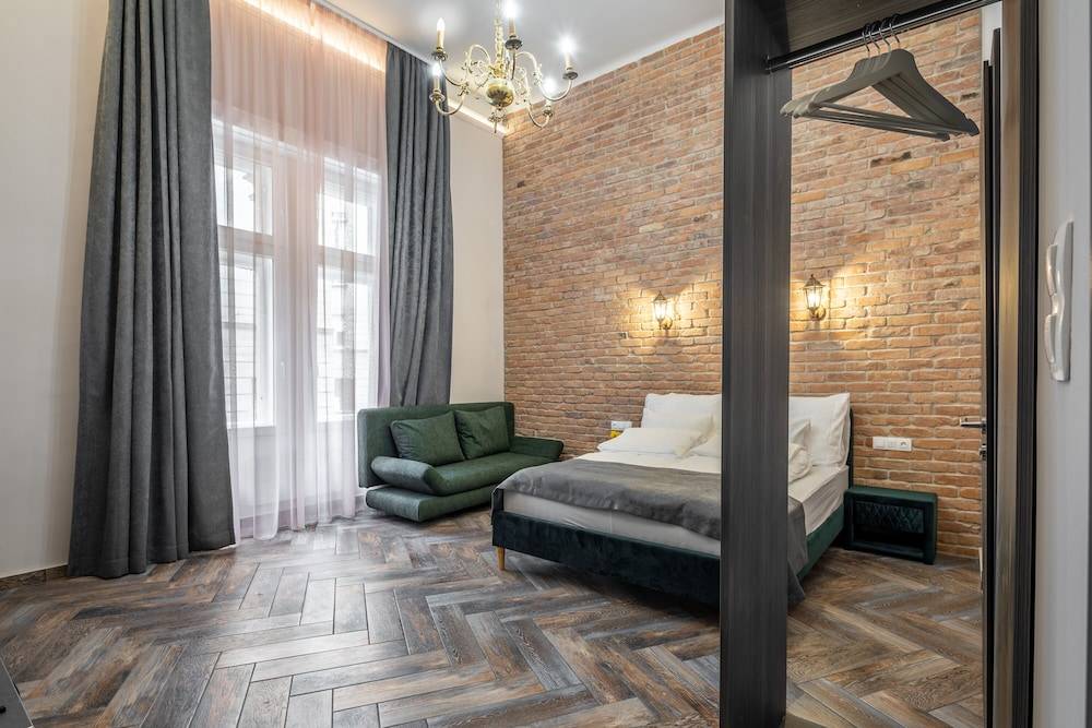 Budapest Marvelous Apartment 1
