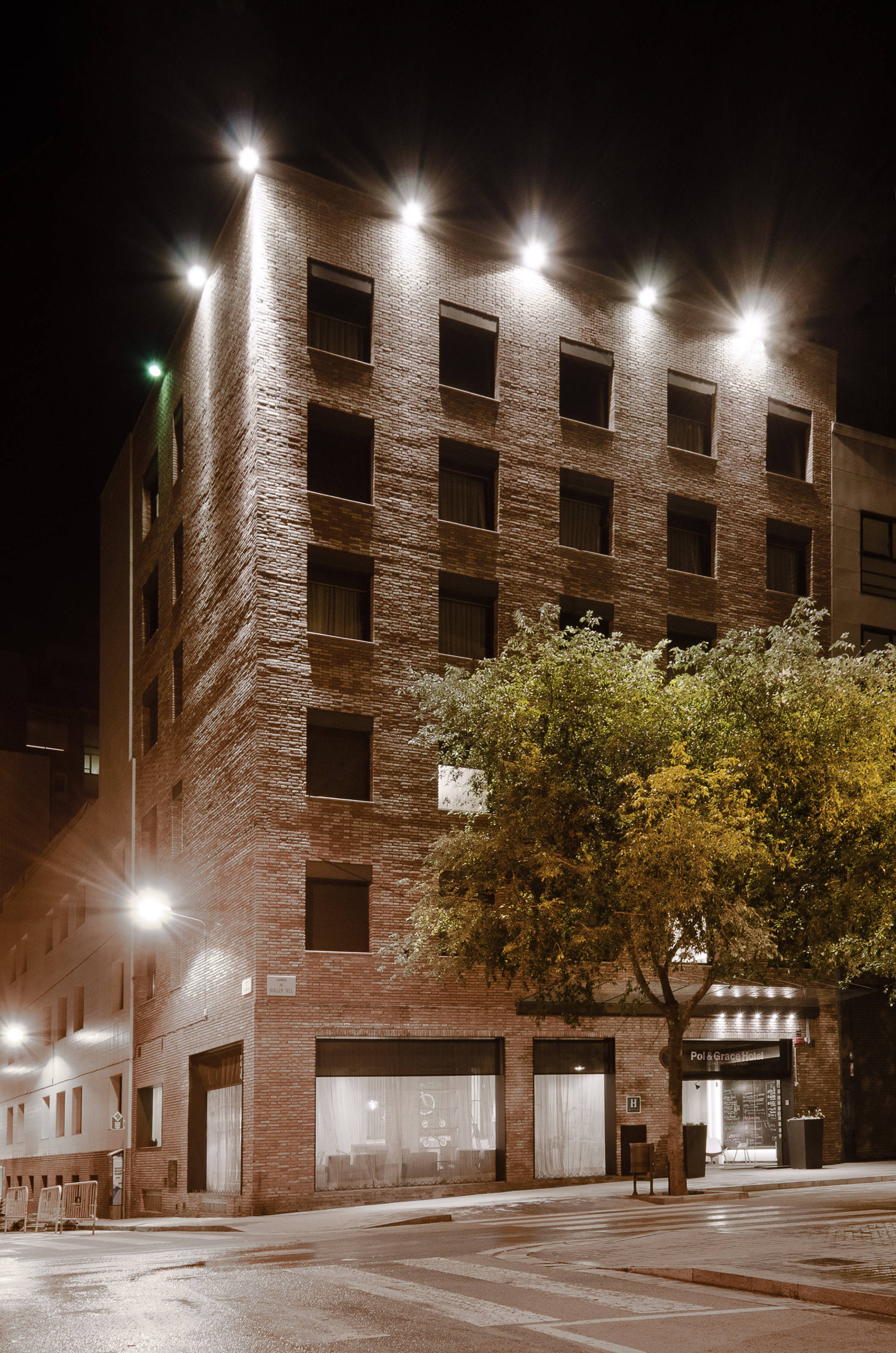 Pol & Grace Hotel 1