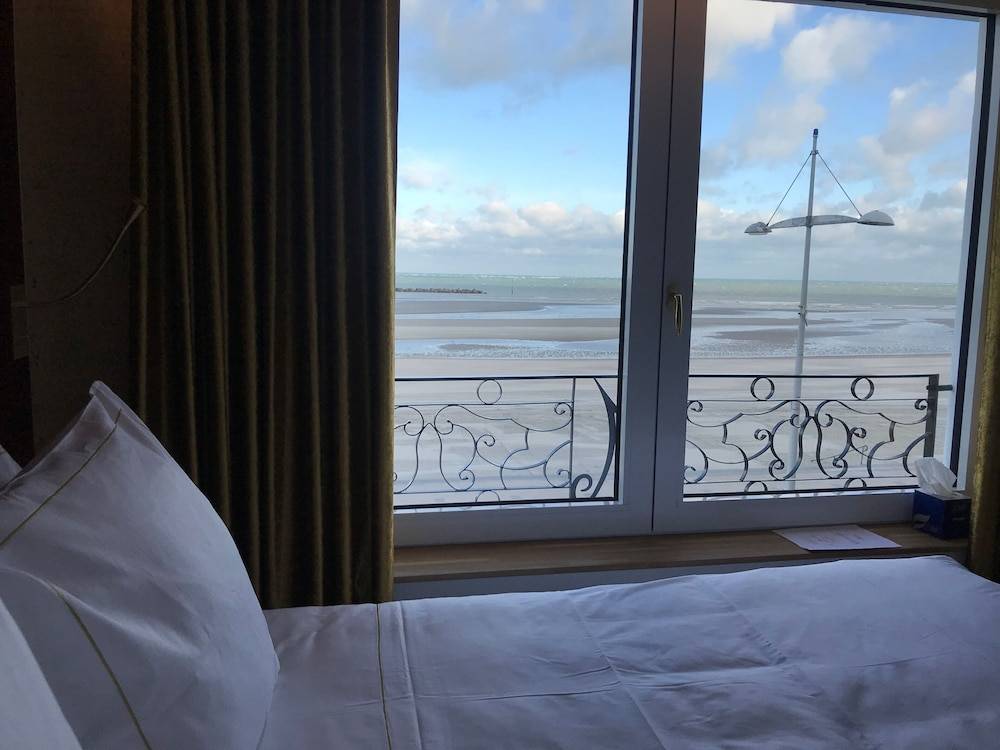 Hôtel Merveilleux Côté Mer 2