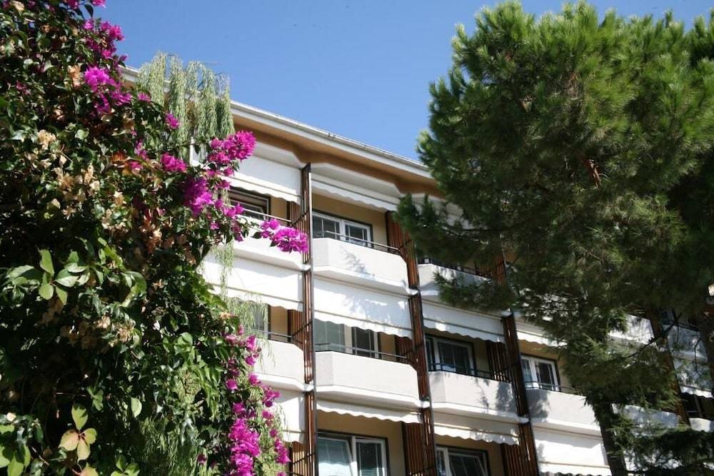 Hotel Palace 1