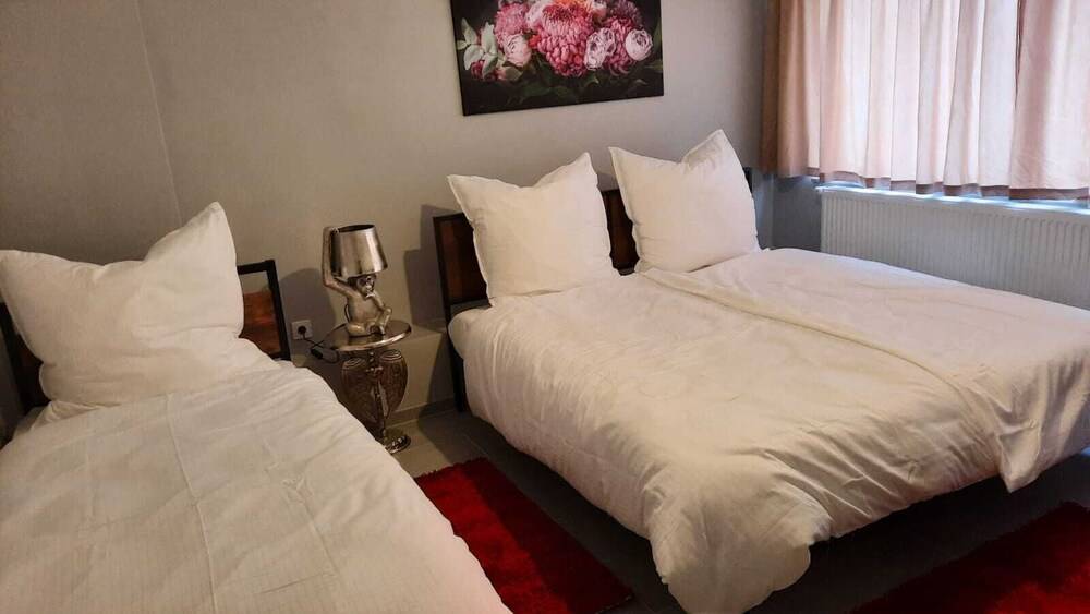 Niehler Hotel 1