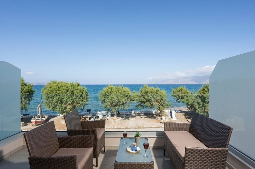 Alexia Seaview Apartments 1