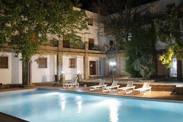 Hostal Rural Poqueira 1