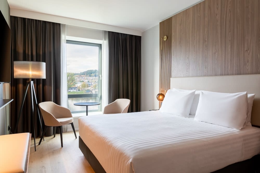 AC Hotel by Marriott Inverness 1