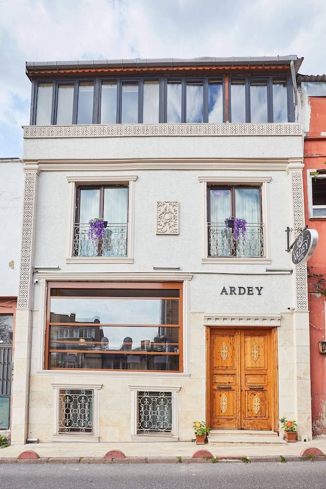 Ardey Hotel 1
