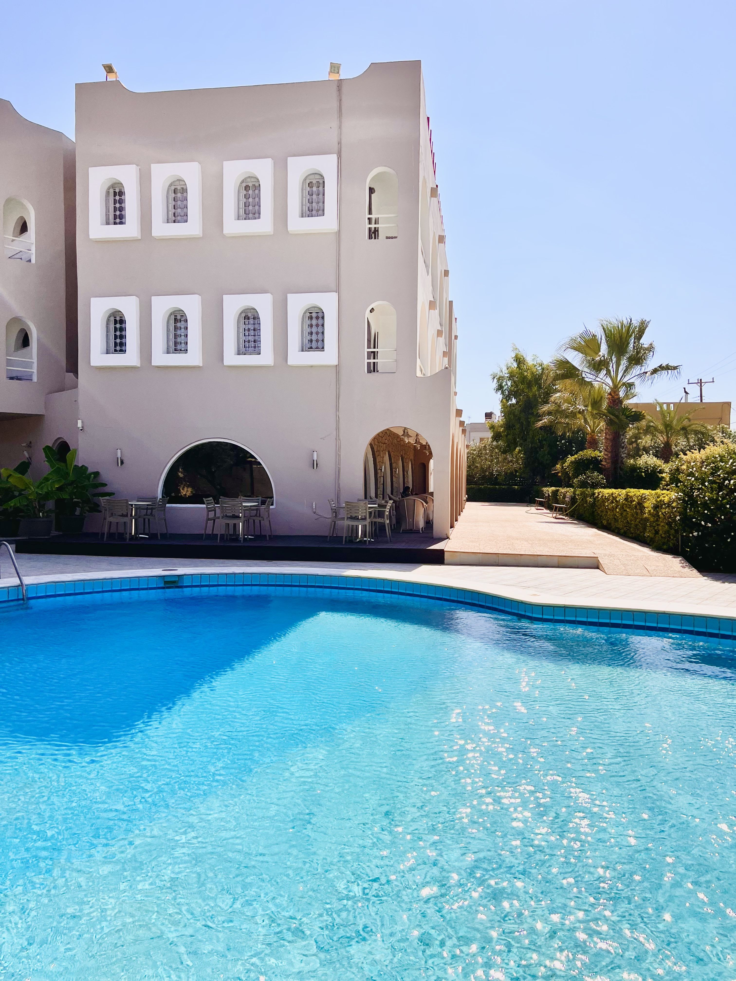 Karteros Hotel 2