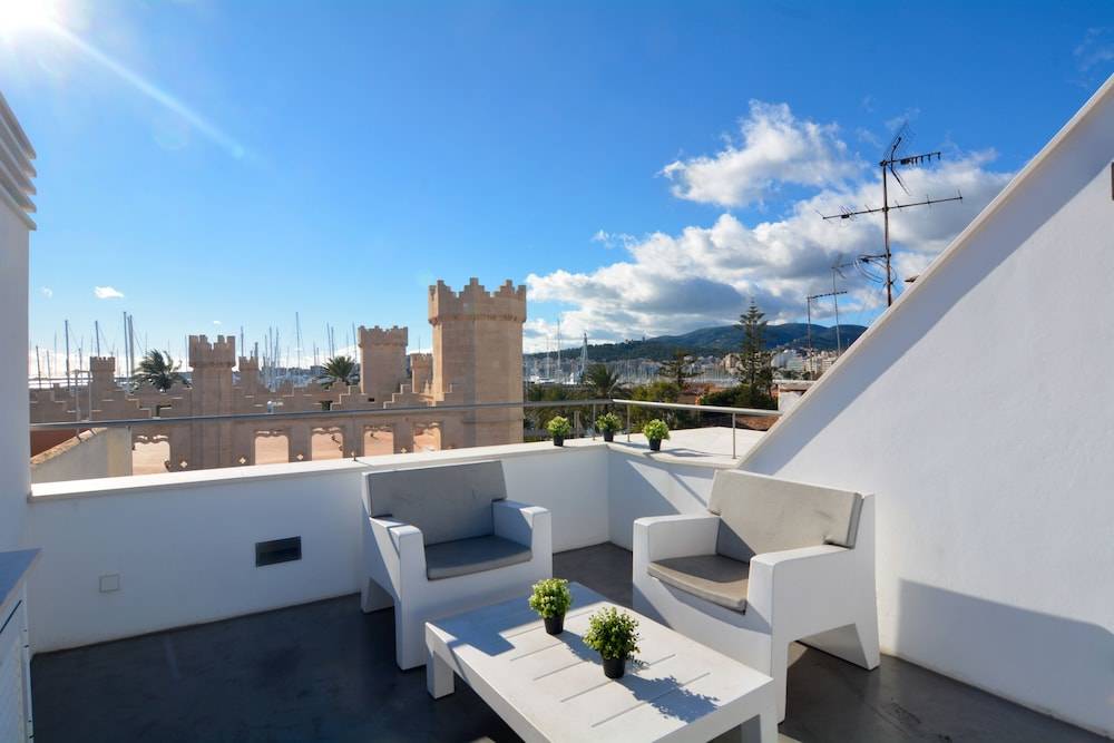 Lonja Suites Apartments 1