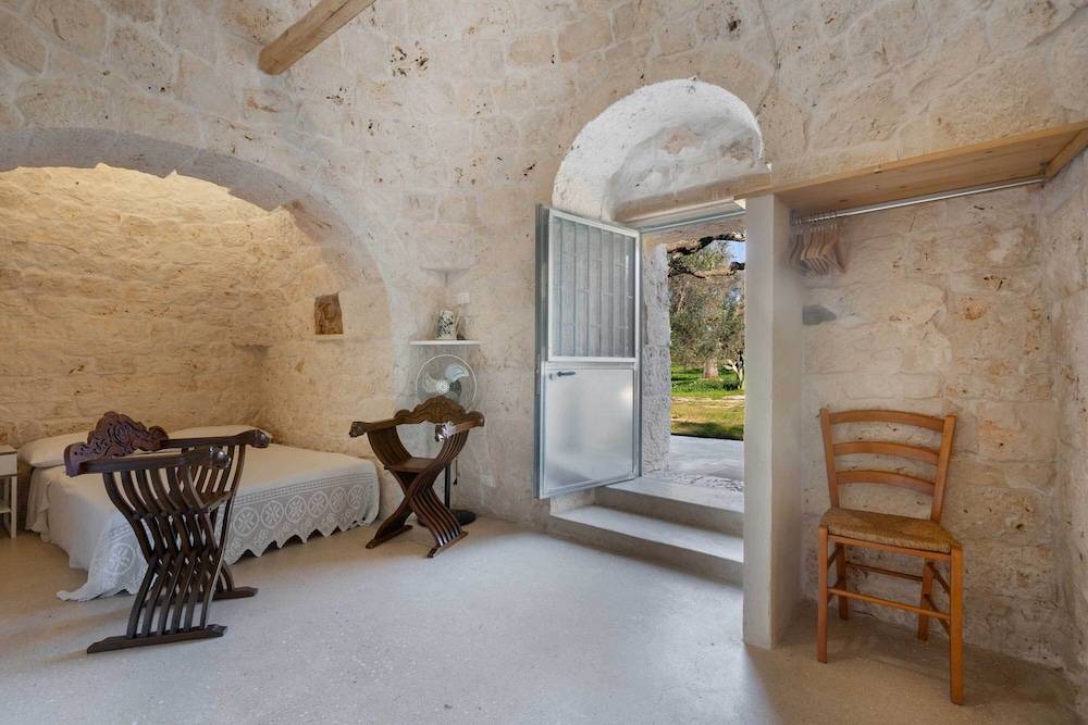3745 Trullo Puspo by Barbarhouse 2