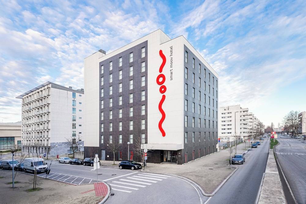 Moov Hotel Porto Norte 1