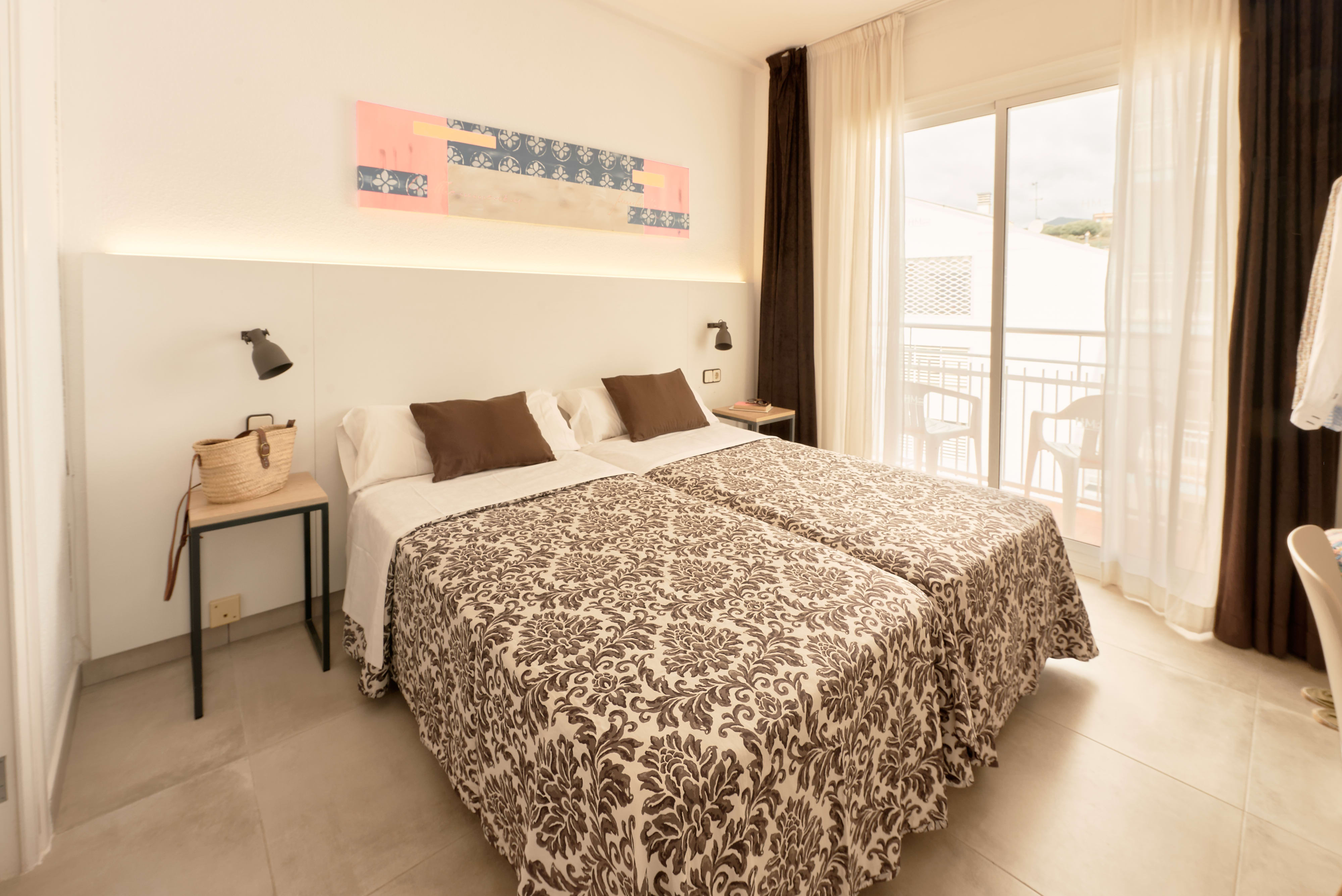 Hotel Miami Calella - El de siempre, como nunca 1