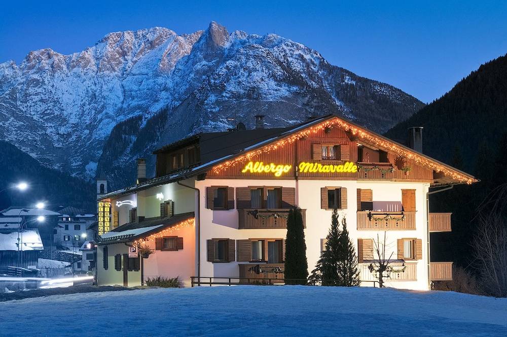 Albergo Miravalle-Tre Cime Views 1