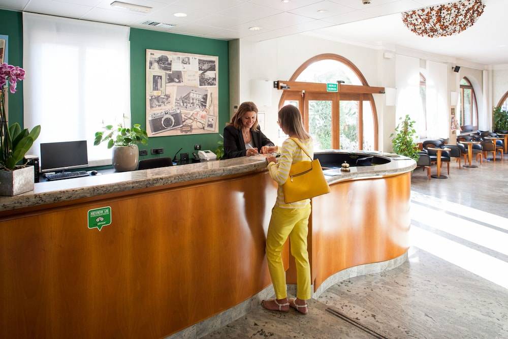 Hotel Gabriella 1
