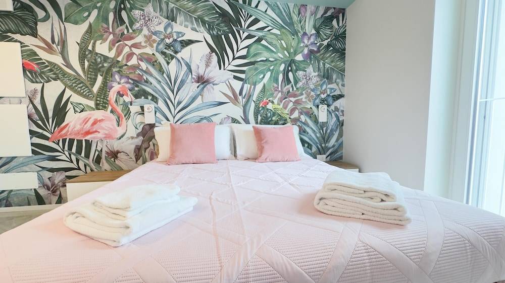 Farmont Seafront Flamingo Suite by Ca-Sa Check 2