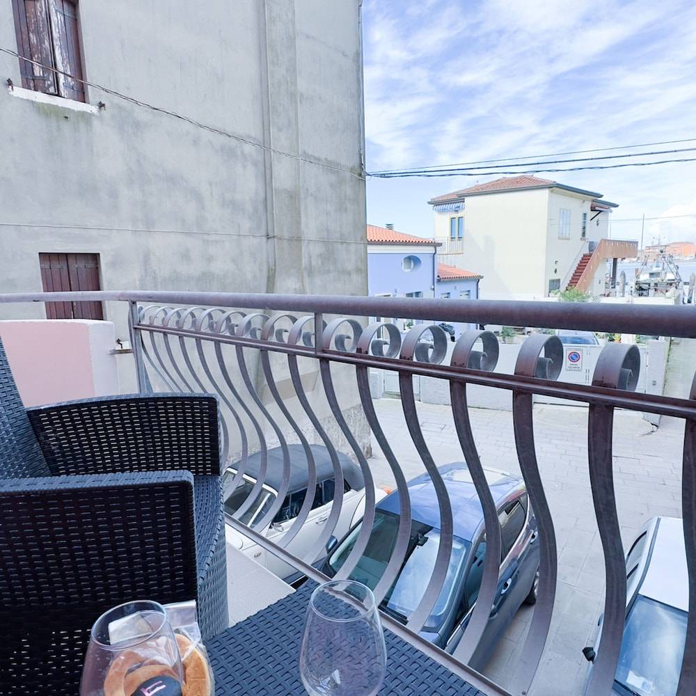 Alicetta Apartment by Ca-sa Check 1