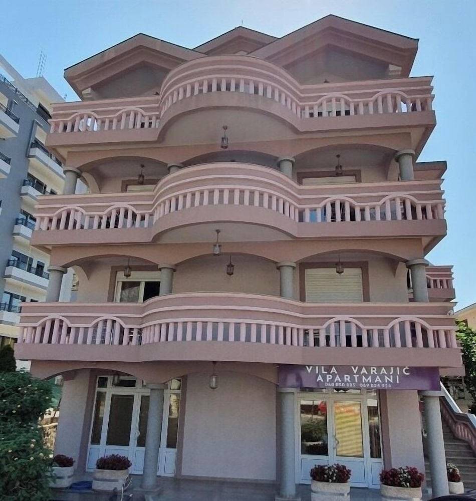 Vila barajič 1