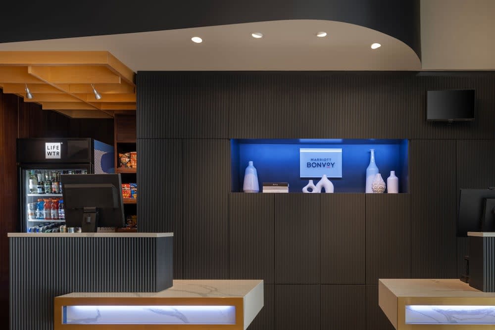 Courtyard by Marriott New York Manhattan / Soho 2