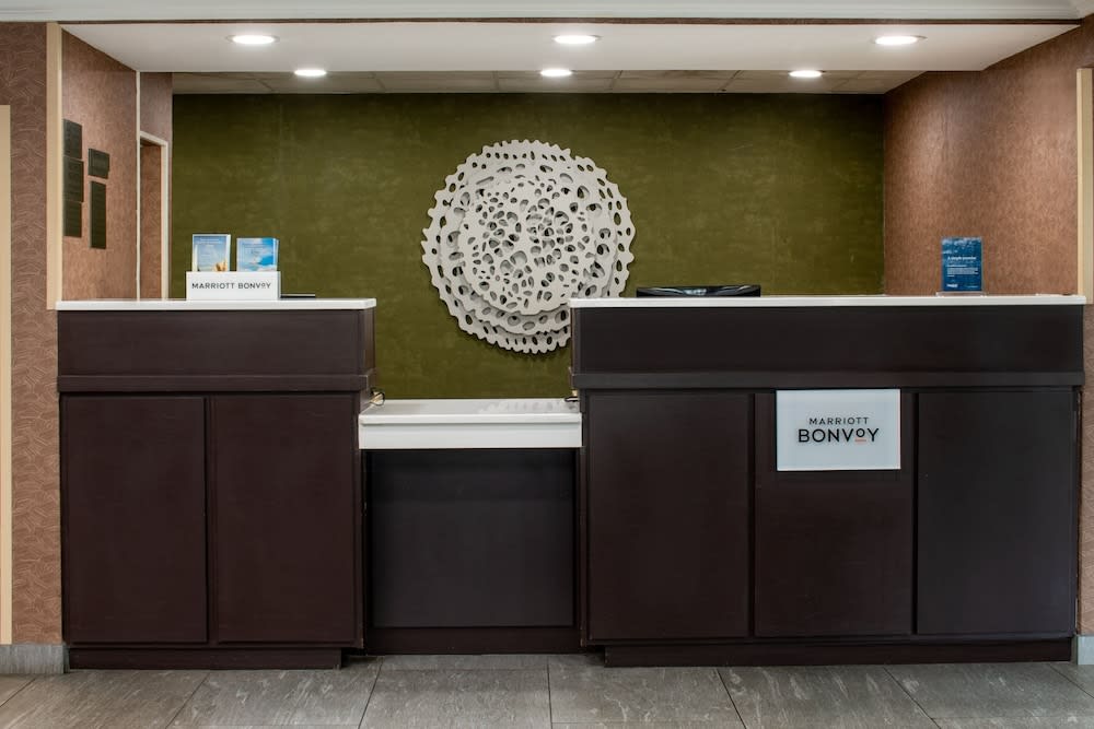 Fairfield Inn and Suites Gulfport / Biloxi 2