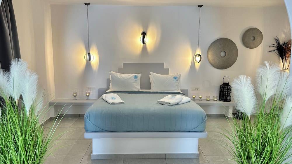 Miracles Suites - Adults Only 2