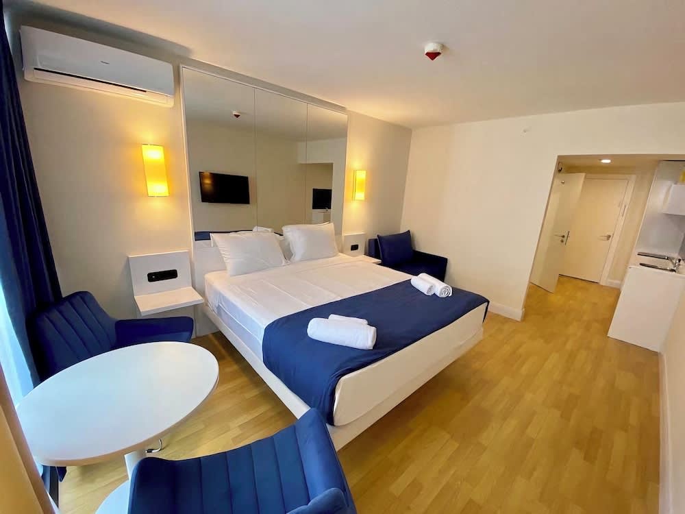 ORBI CITY - Sea View Aparthotel in Batumi 2