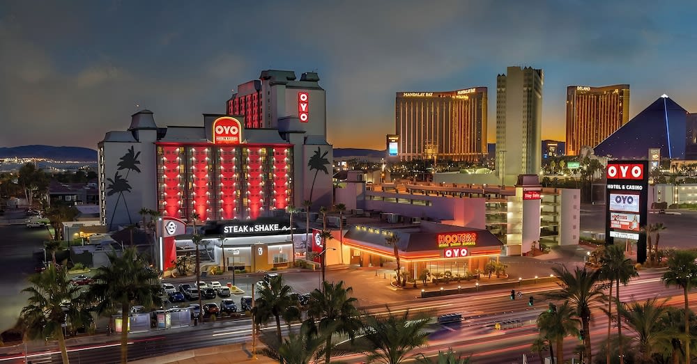 OYO Hotel and Casino Las Vegas 1