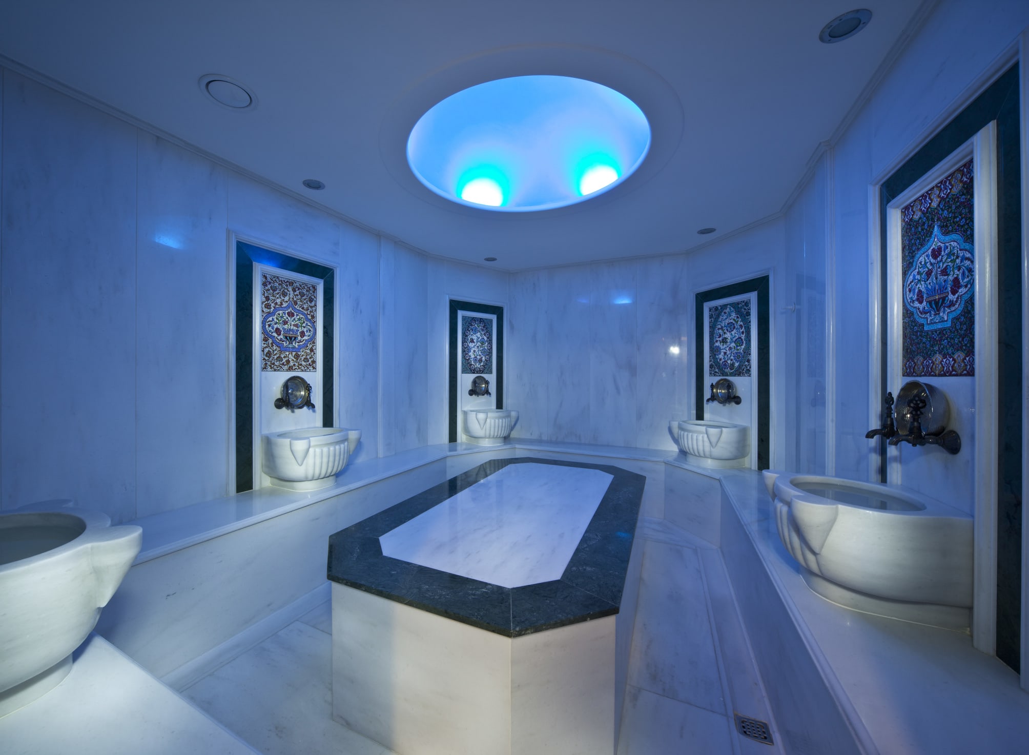 GLK PREMIER Acropol Suites & Spa 2