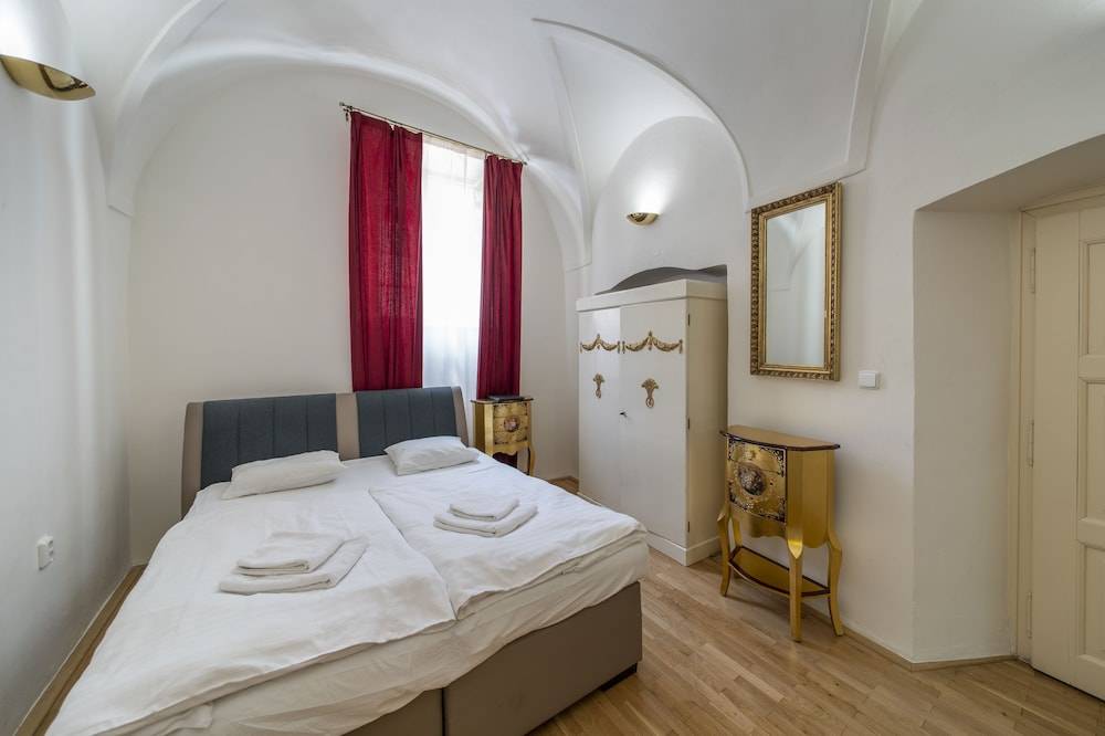 Old Town - Aparthotel Michalska 2