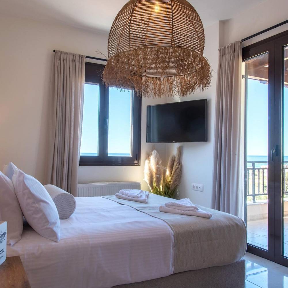 Anelia Serene Villa 500 m from the beach 2