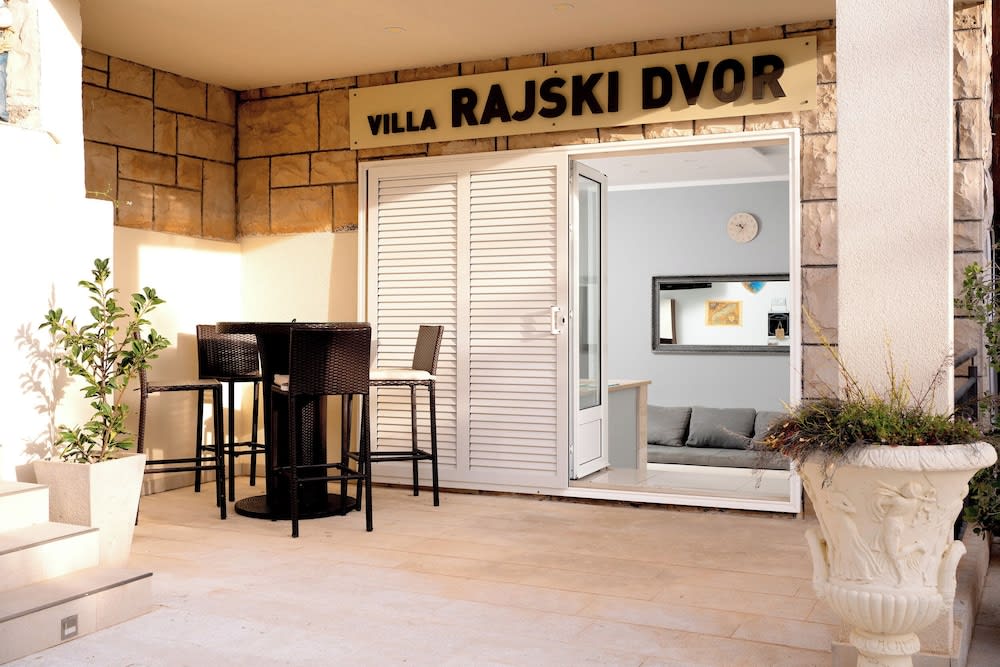 Beachfront Villa near Zlatni rat 2