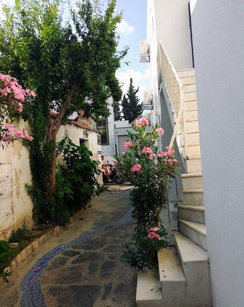 Kardelen Otel 1