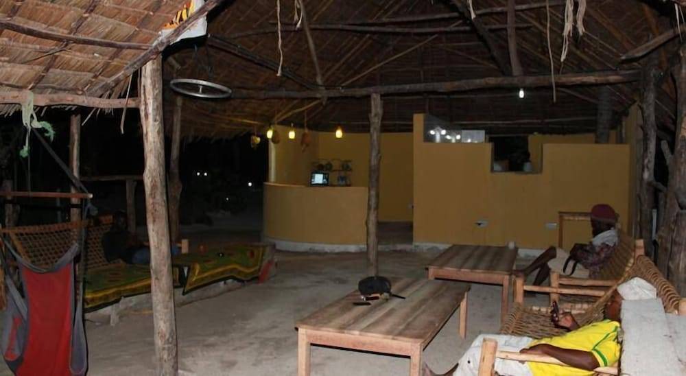 Mpole Bungalows 2