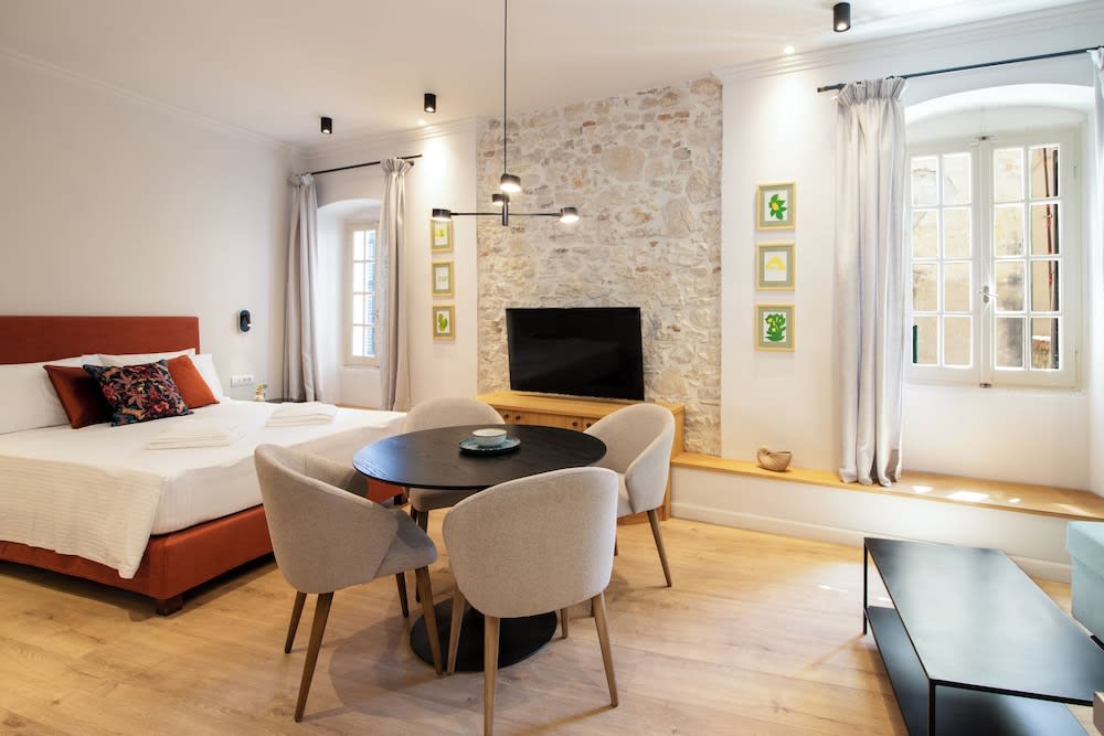 Kantouni Mpizi Suites by CorfuEscapes 1