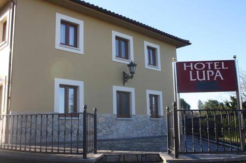 Hotel Lupa 1