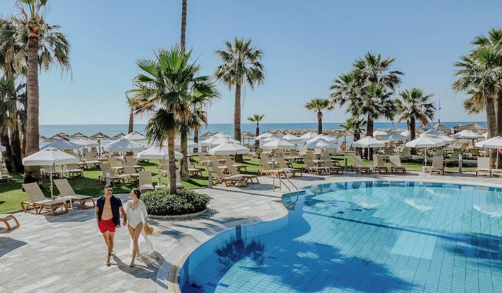 Golden Bay Beach Hotel 1