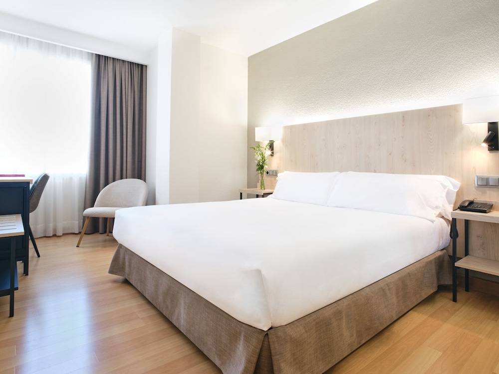 Hotel Albret 1