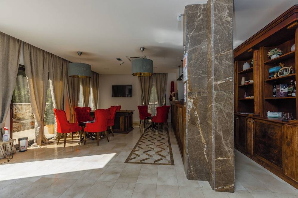 Hotel Plaza Lucice 2