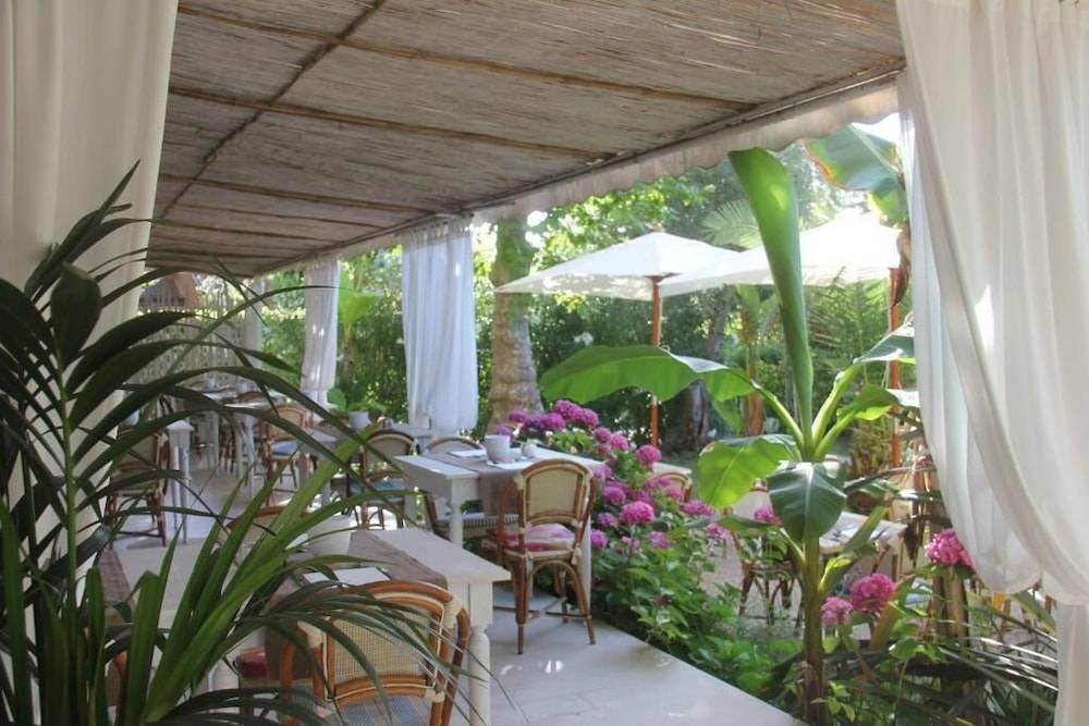 Hotel Bijou 1