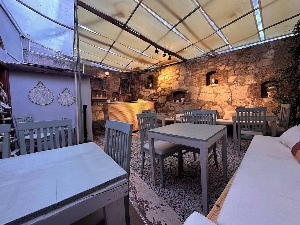 Hanole Guest House 1