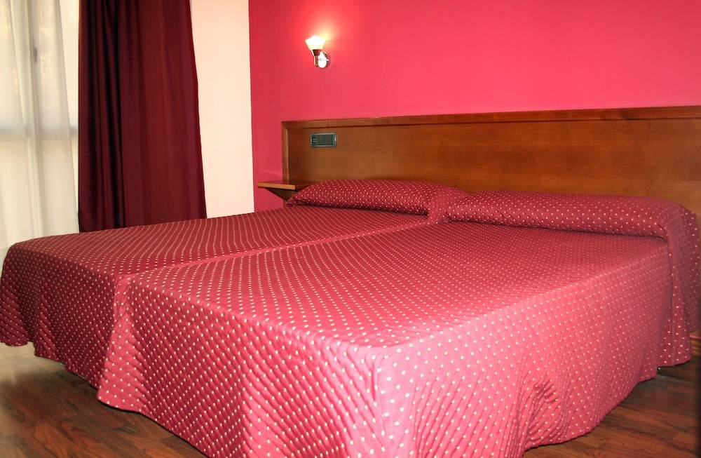 Hotel Virgen de Covadonga 1