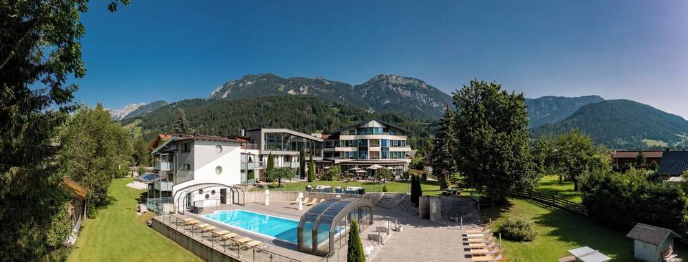 Hartweger's Hotel 1