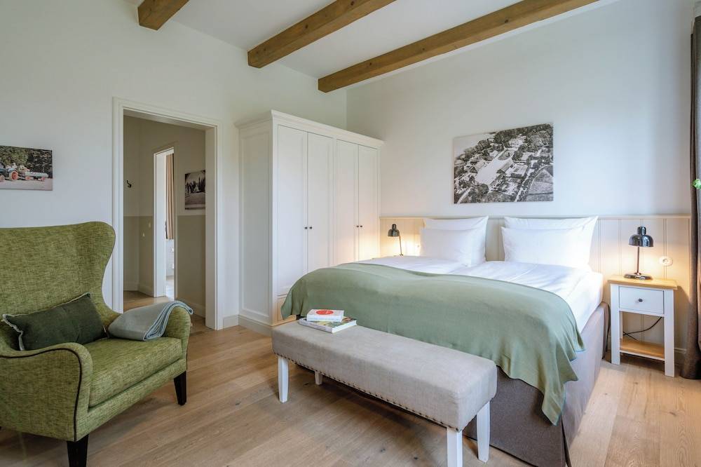 Hotel Gut Immenhof 2