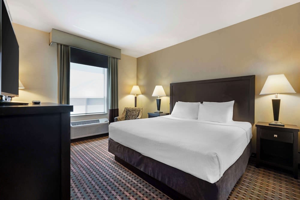 Best Western Pacific Inn 1