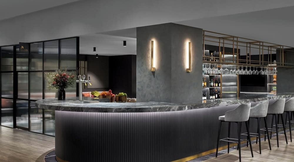 Melbourne Marriott Hotel 2